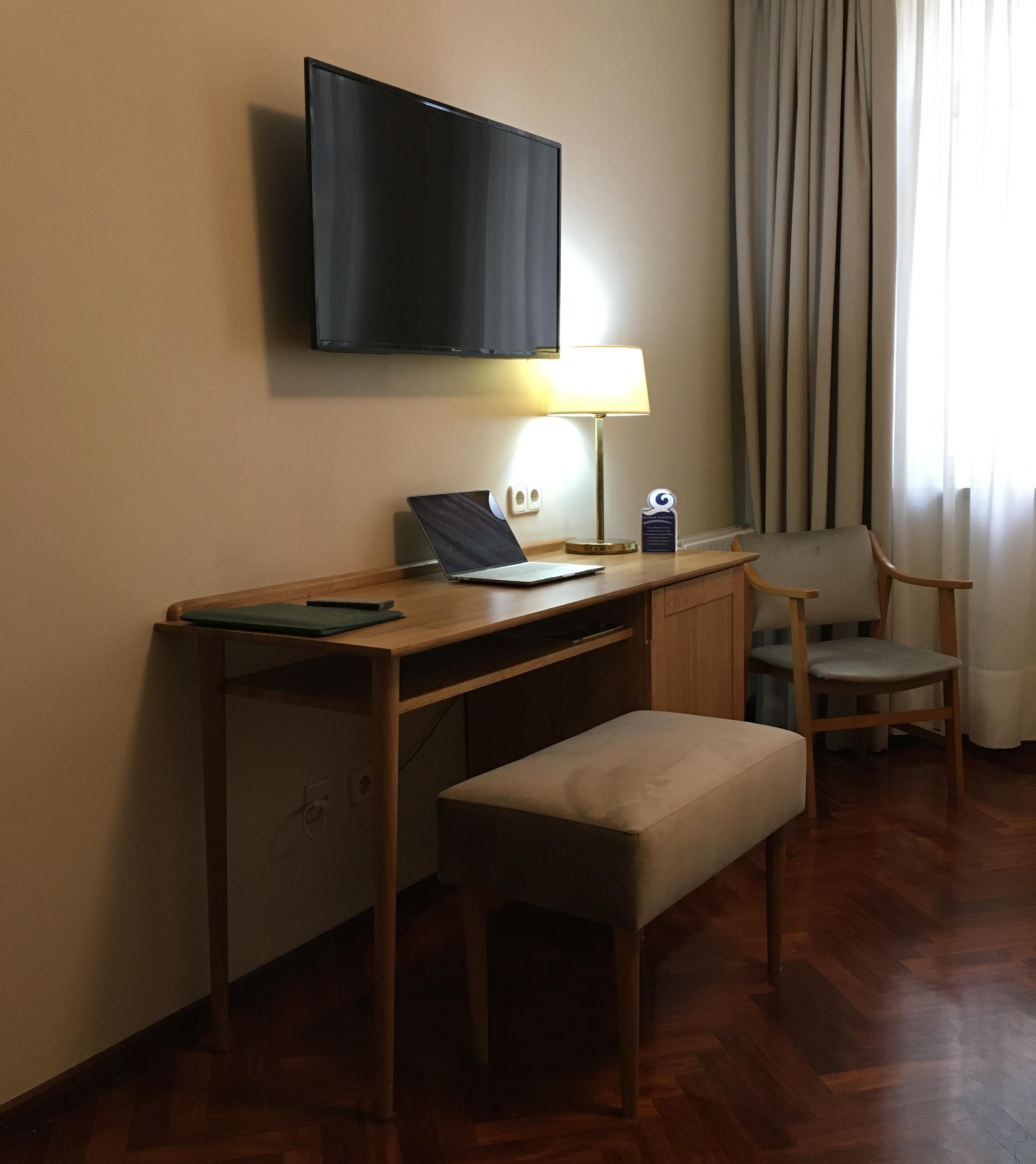 Crunia I Hotel