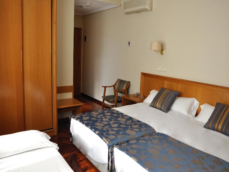 Hotel Crunia I 4*