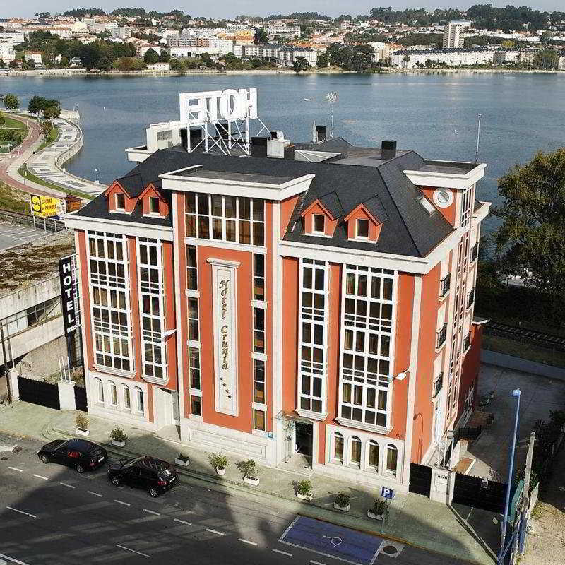 Crunia I Hotel